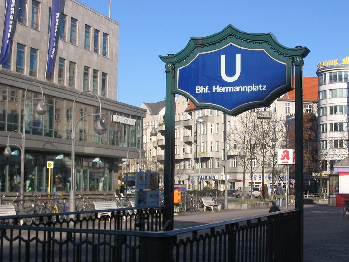 Hermmanplatz(ヘルマンプラッツ)駅